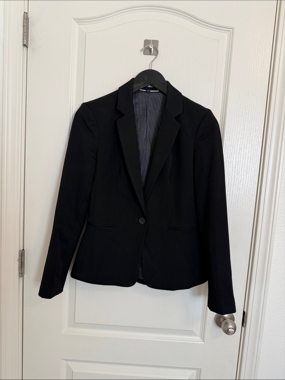 Express Black Single-Button Women's Blazer